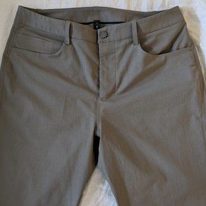 Like New Lululemon Slim Fit ABC Bonded Twill 5 Pocket Pant, Size: 31"